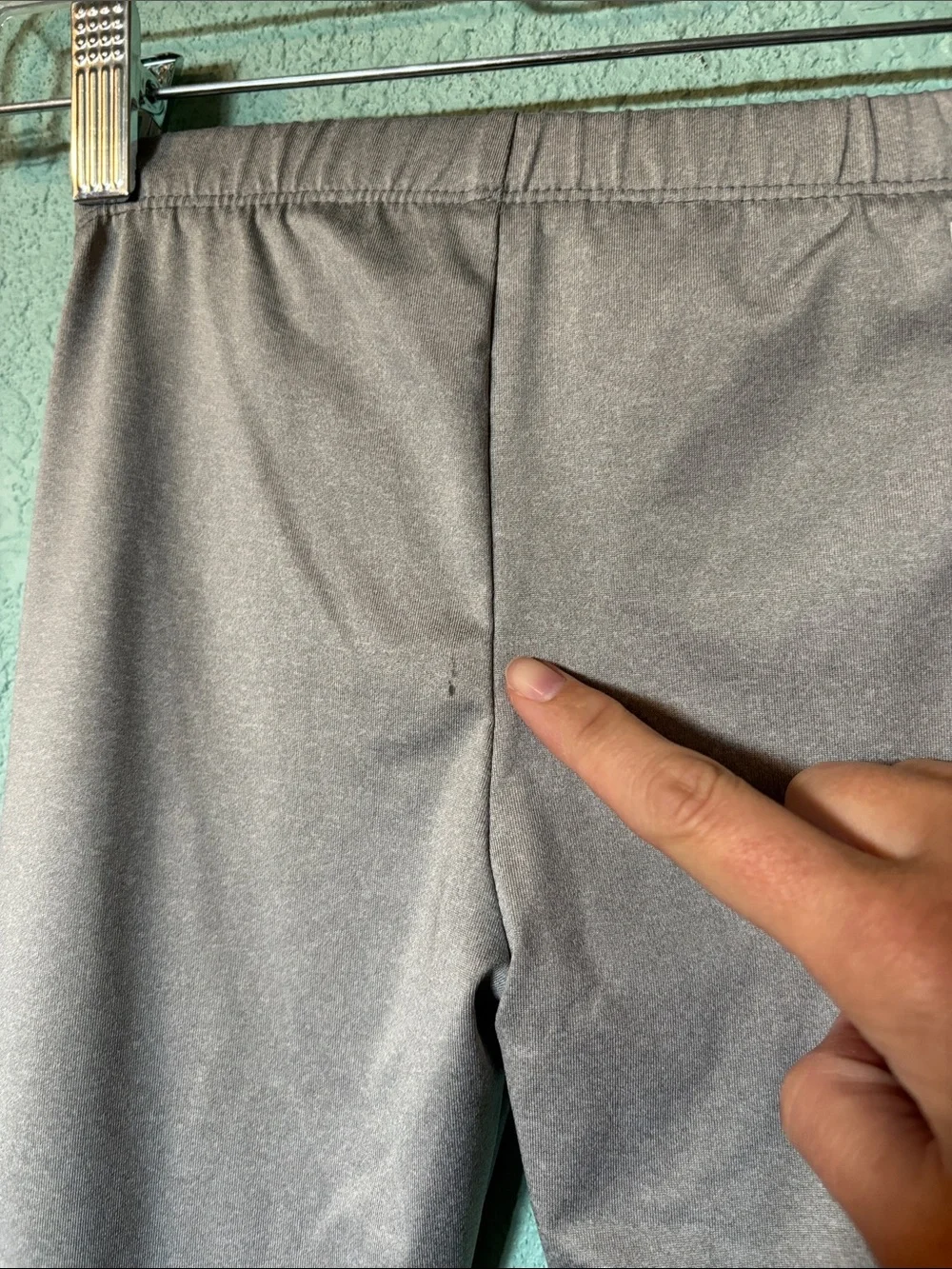Nike Kids Gray Dri-Fit Leggings with Swoosh Graphic Girls Size 6 Good